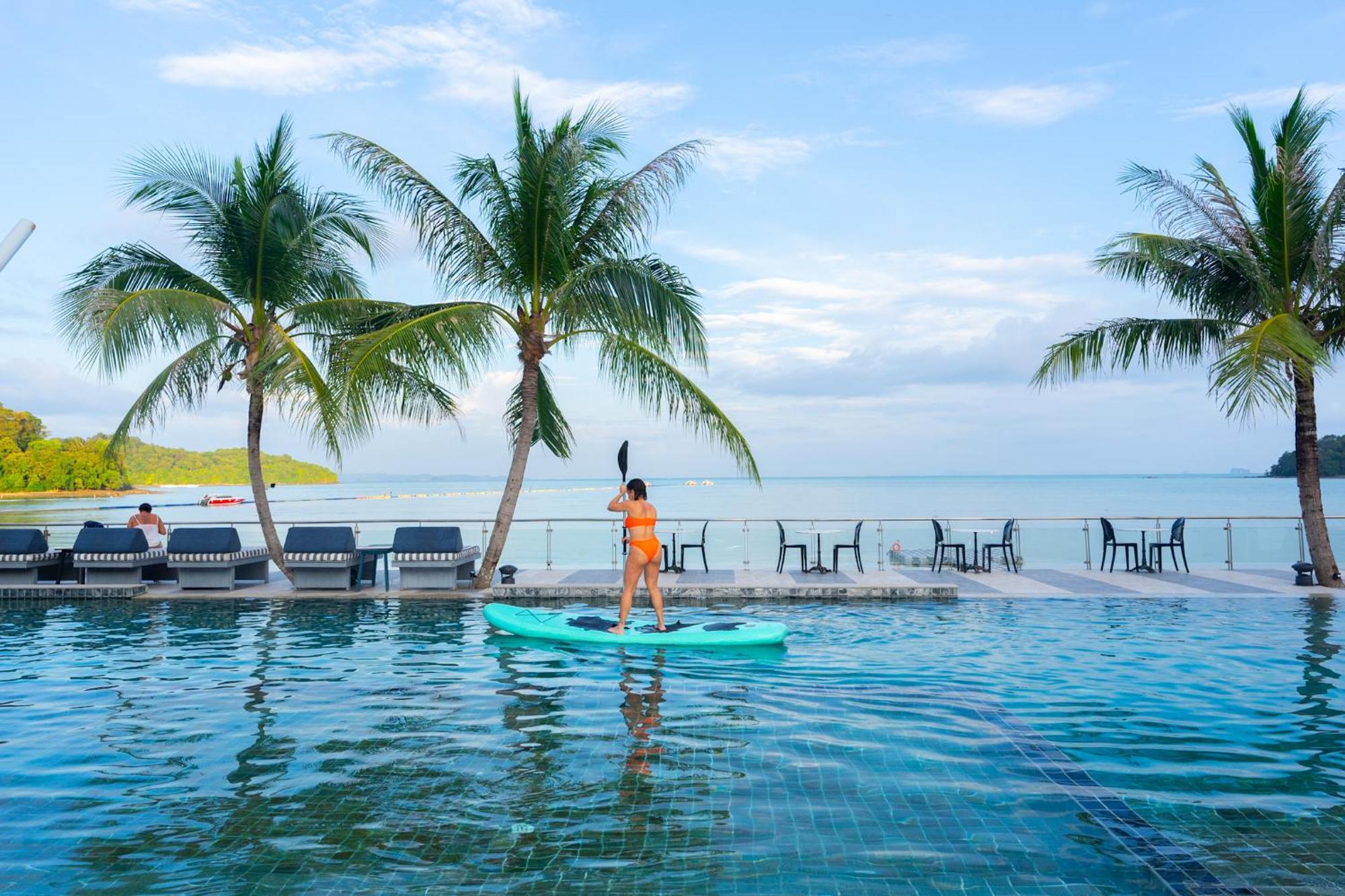 Hotel Tide Beachfront